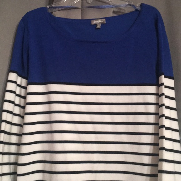 Neiman Marcus striped top - Picture 3 of 4